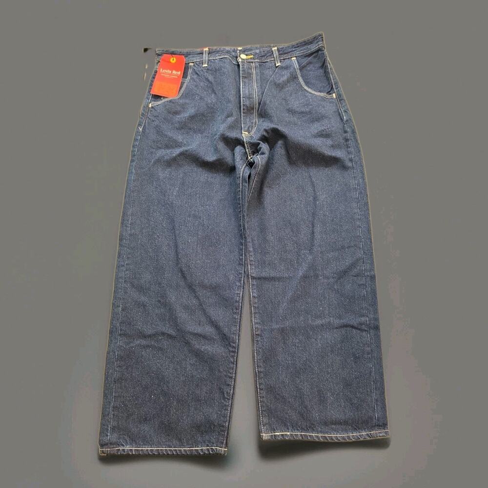 Levis Red Size 36 Cropped Wide Leg - Picture 1 of 5
